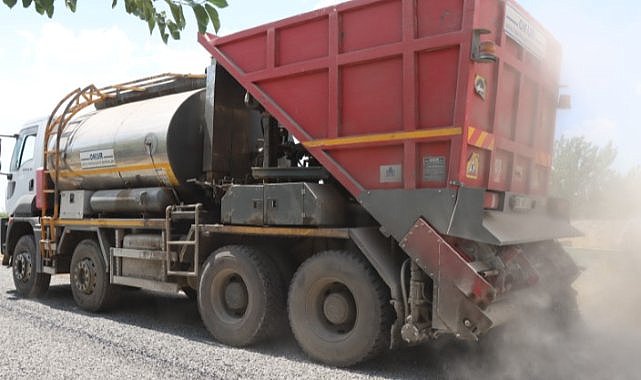 Şanlıurfa’da 5 Kilometrelik Yol Sathi Asfaltla Yenilendi