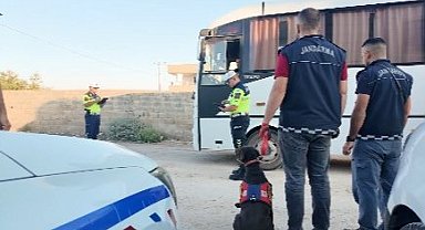 Şanlıurfa’da Jandarma Ekipleri Okulları Tek Tek Ziyaret Ediyor